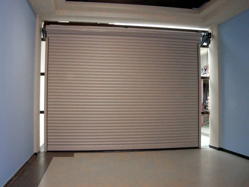 Роллетные ворота DoorHan в Волгограде с установкой